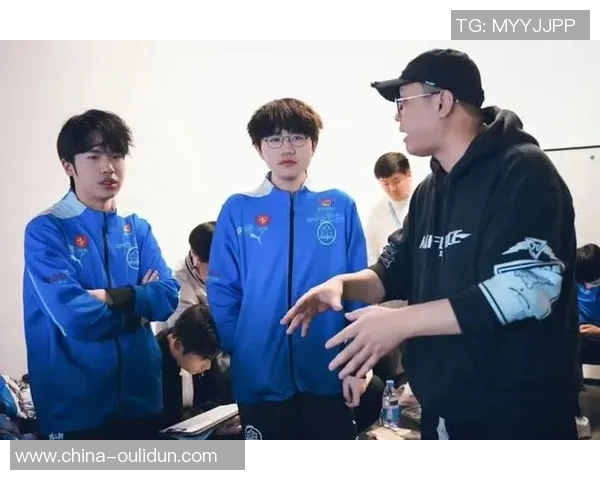 全明星赛回顾：WE战队展现出卓越的战术灵活性与团队协作能力